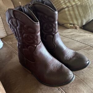 Cat & Jack Brown Embroidered Cowboy Boots